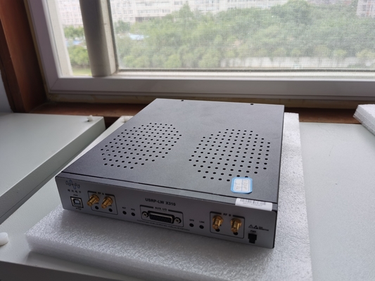 خرید رادیوهای تعریف شده با نرم افزار 120 مگاهرتز 2952 USRP Kintex-7 FPGA تولید آنلاین