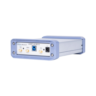 NI USRP B210 سازگار، ArtixTM 7 100T FPGA، AD9361 RF 70 MHz-6 GHz 56 MHz BW هر 2 کانال USRP دستگاه رادیویی تعریف شده با نرم افزار، دسترسی به GSM و LTE